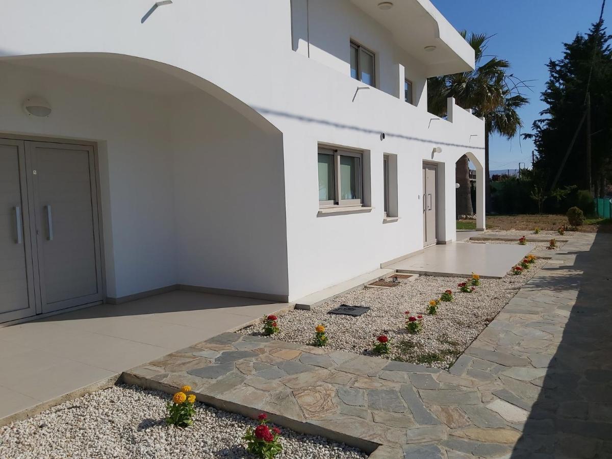 Argaka Palm Tree Apts Exterior photo