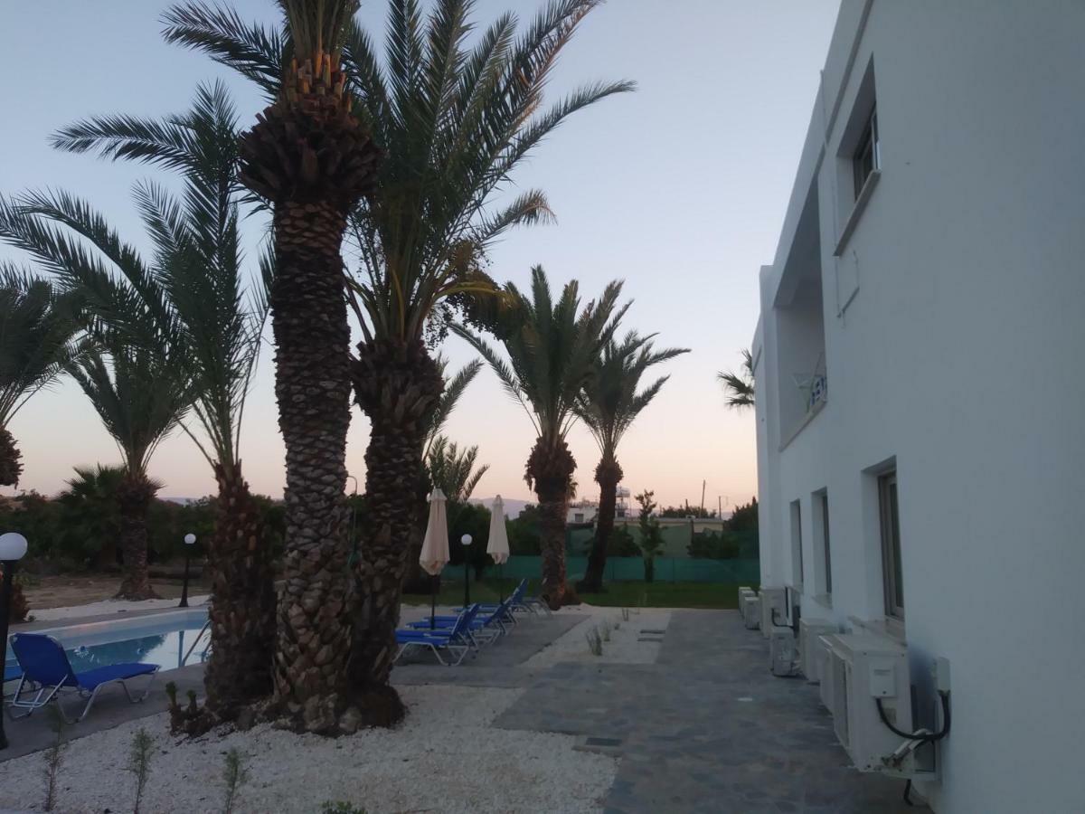 Argaka Palm Tree Apts Exterior photo